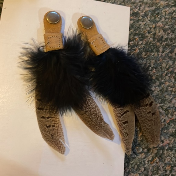 Brand new Minnetonka moccasins size 6 - Picture 3 of 3